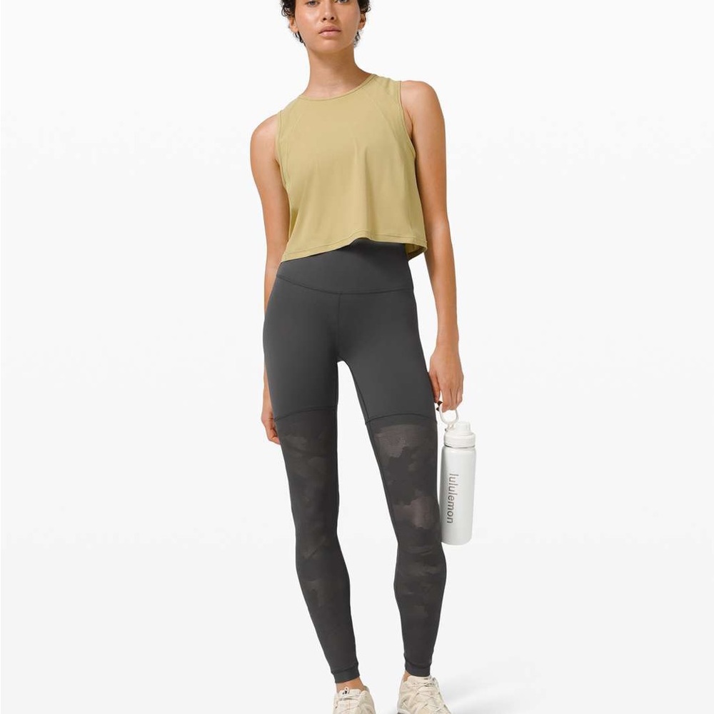 Lululemon Sheer Will High-Rise Tight 28" *Camo
Graphite Grey NWT size6